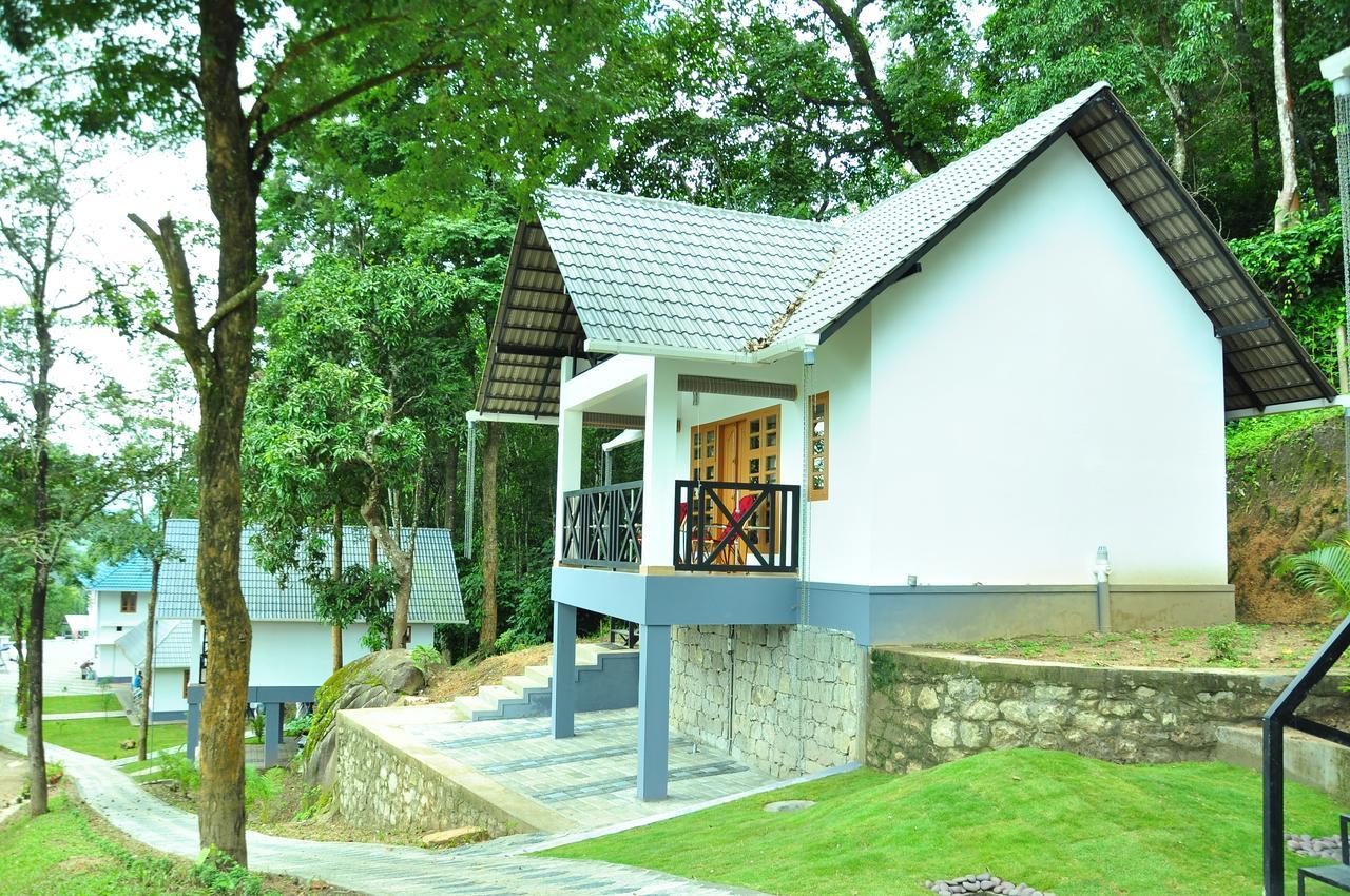 Resort Woodrose 2*