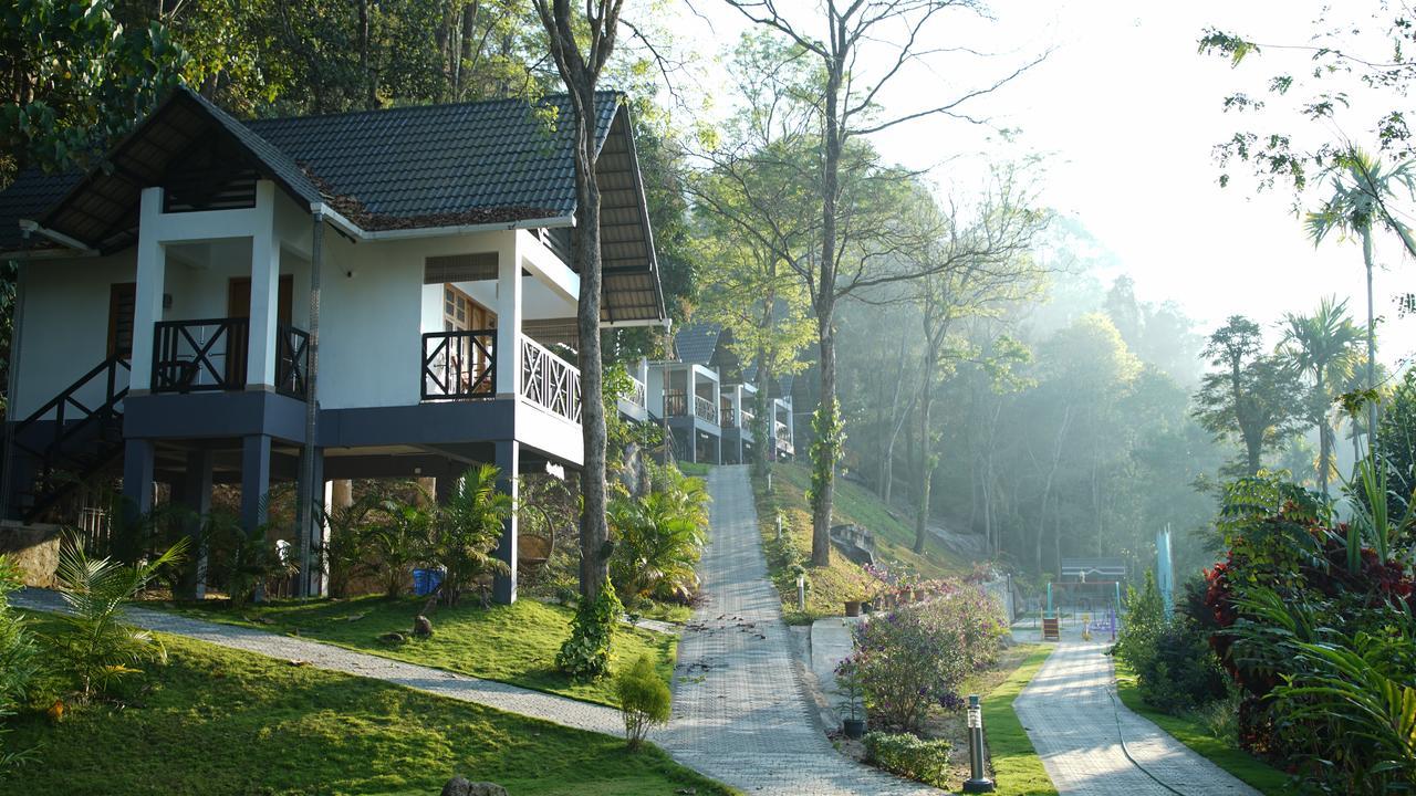 Woodrose Resort