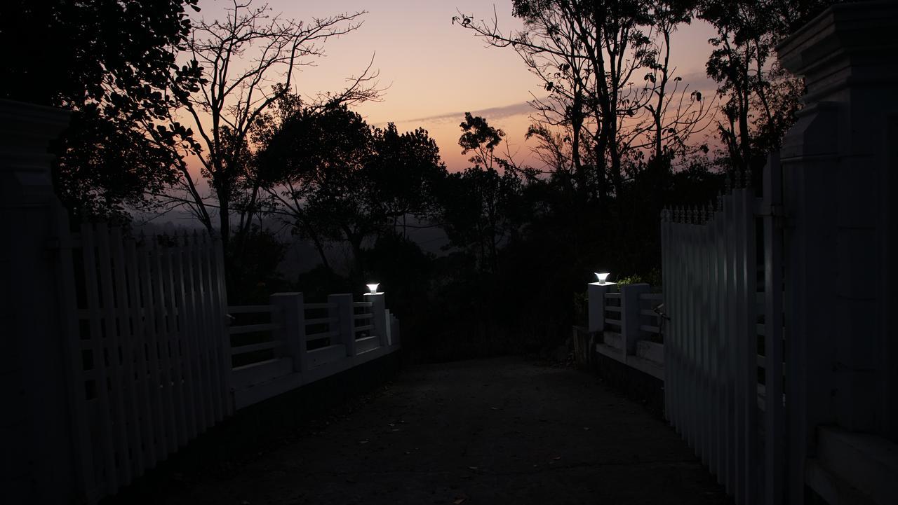 Woodrose Resort